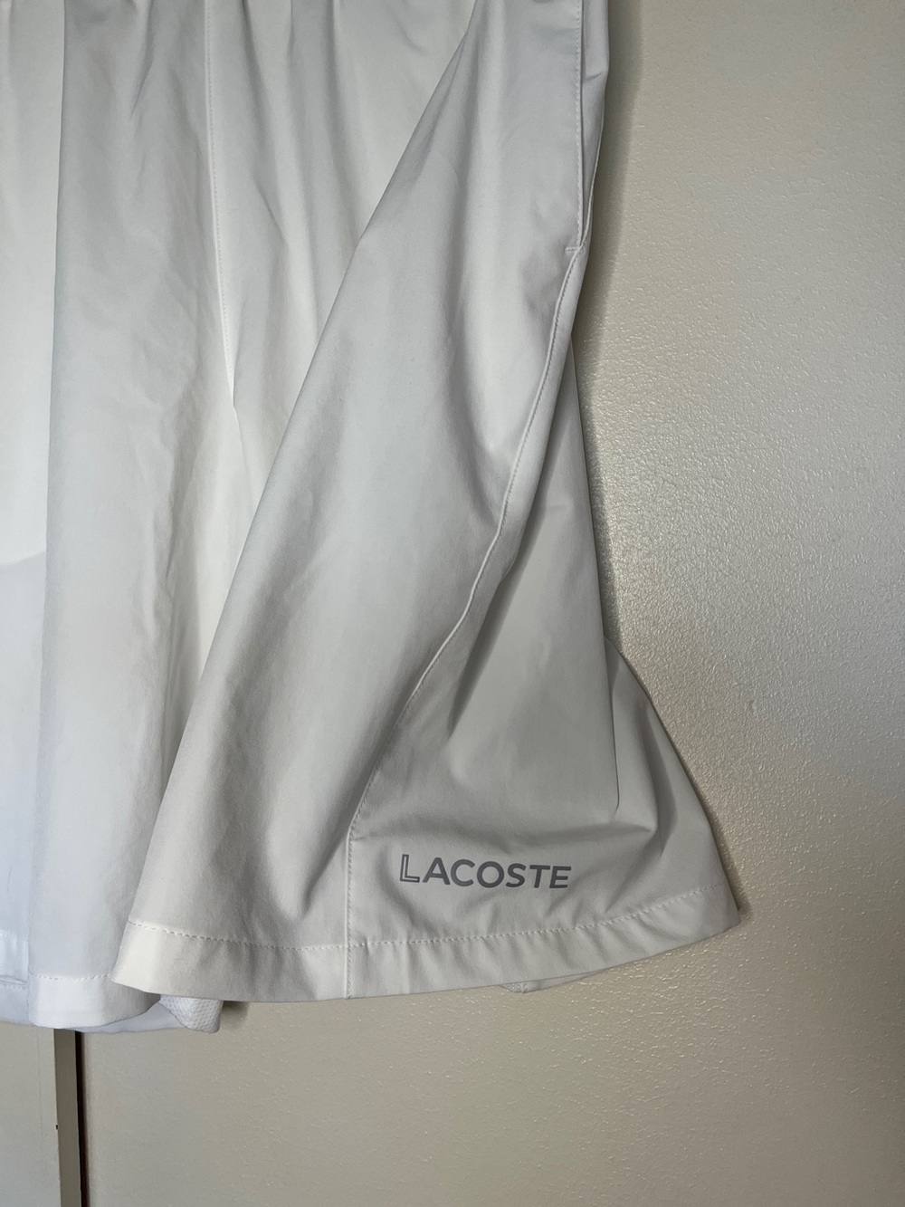 Lacoste Men’s White Athletic Shorts with Subtle Logo